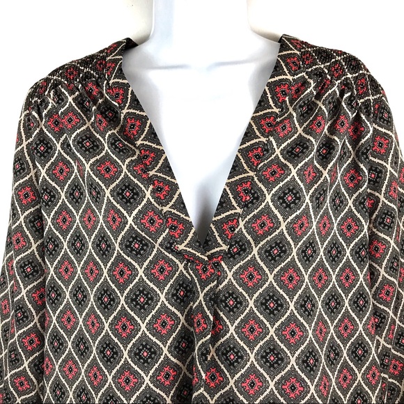 LIKE NEW ANN TAYLOR Top Sz M $89! - Picture 3 of 8